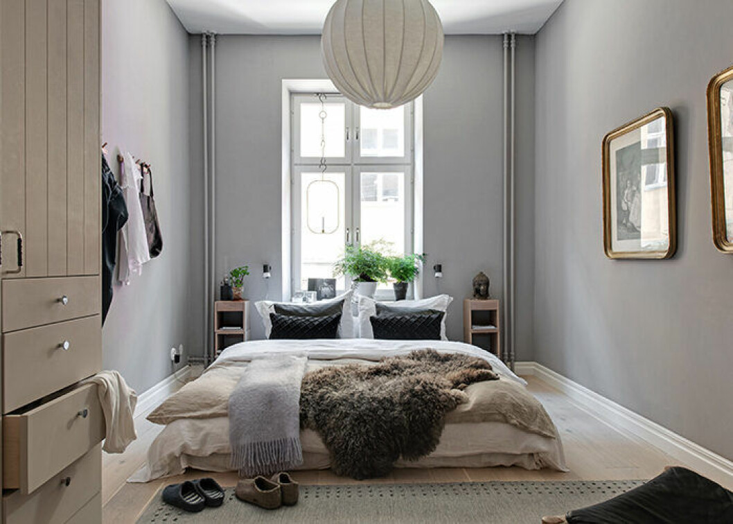 Hållbar inredning är tidlöst – och snyggt! Foto: Fredrik J Karlsson för <a href="https://www.instagram.com/alvhem/" target="_blank" rel="noopener">Alvhem</a>/ mäklare: Sofia Vansvik Hållbar inredning av Norrgavel och Alvhem i Göteborg