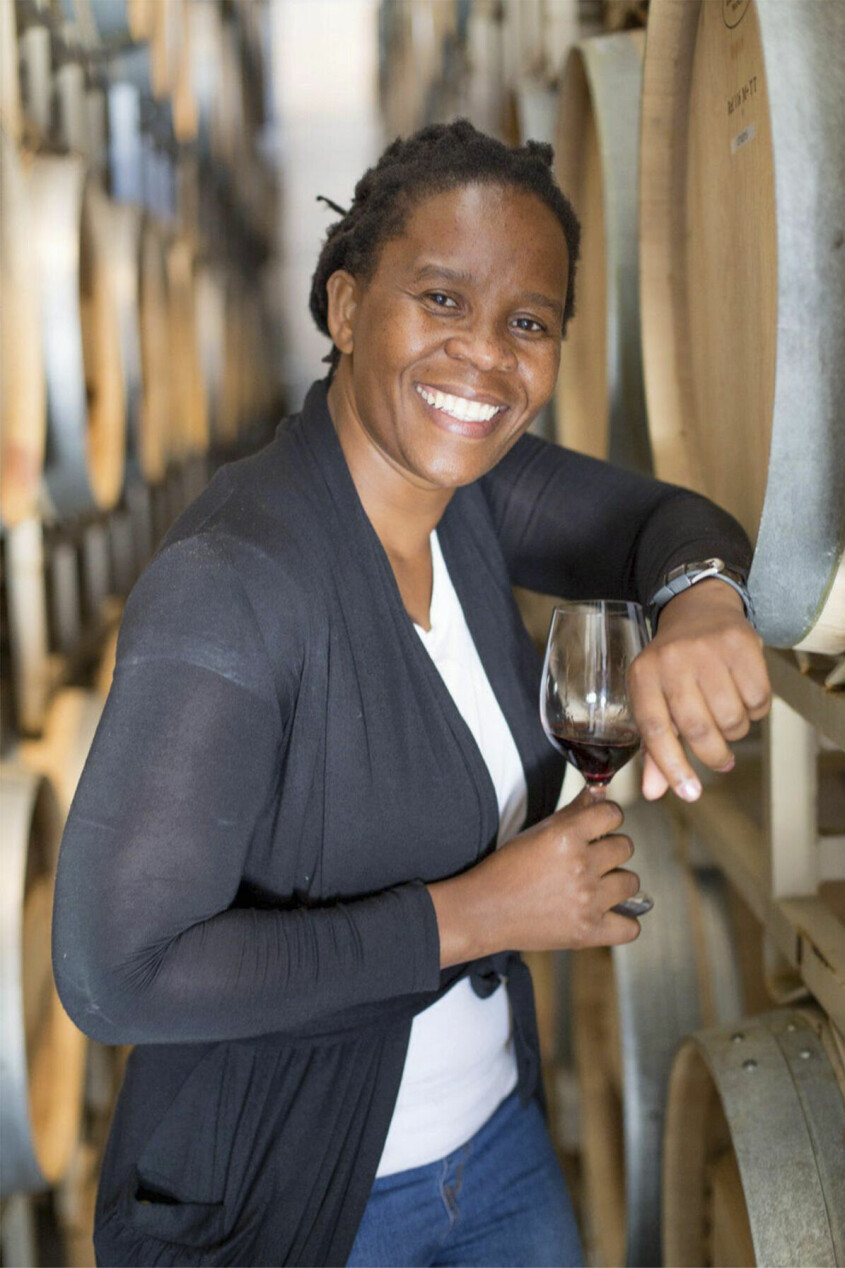 Trots att Sydafrikanska viner först mötte världen efter Apartheids fall på 1990-talet, har vin producerats här i 400 år.