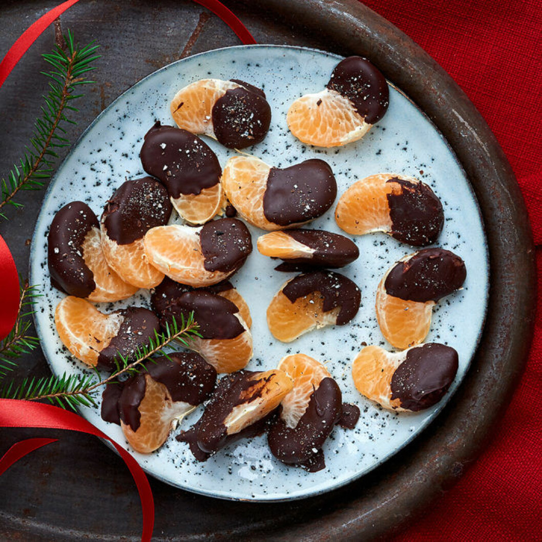 Chokladdoppade clementiner. Foto och recept: <a href="https://www.ica.se/halsa/recept/chokladdoppade-clementiner-721235/" target="_blank" rel="noopener">ICA</a> Chokladdoppade clementiner. Foto och recept: ICA