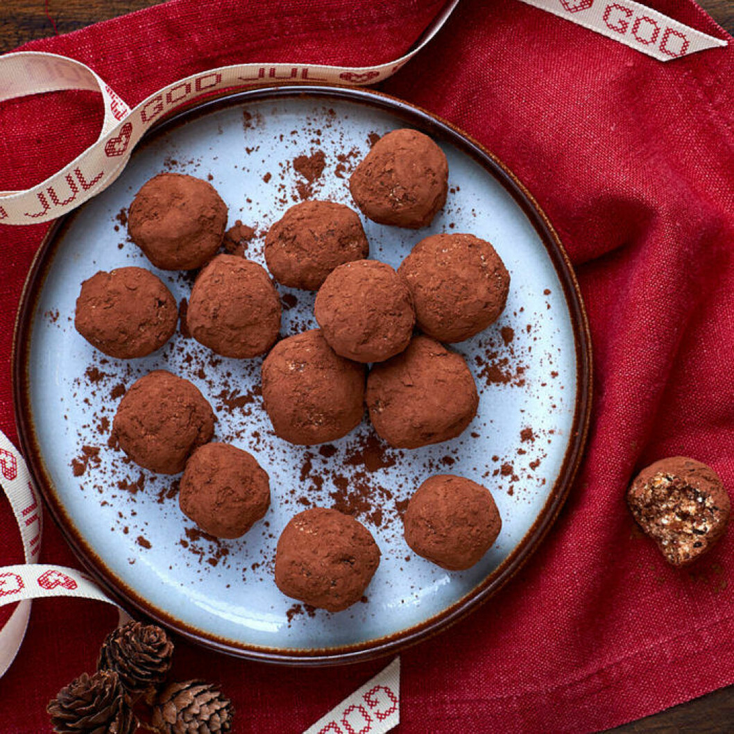 Havrebollar med kanel och dadlar. Foto och recept: <a href="https://www.ica.se/halsa/recept/kanel-och-dadelbollar-721234/" target="_blank" rel="noopener">ICA</a>