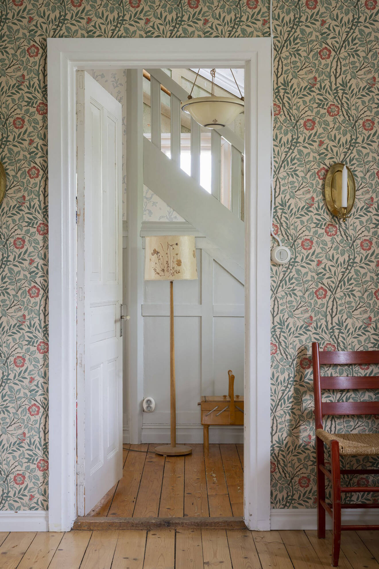 Lantlig harmoni i trähuset från 20-talet på Öland | ELLE