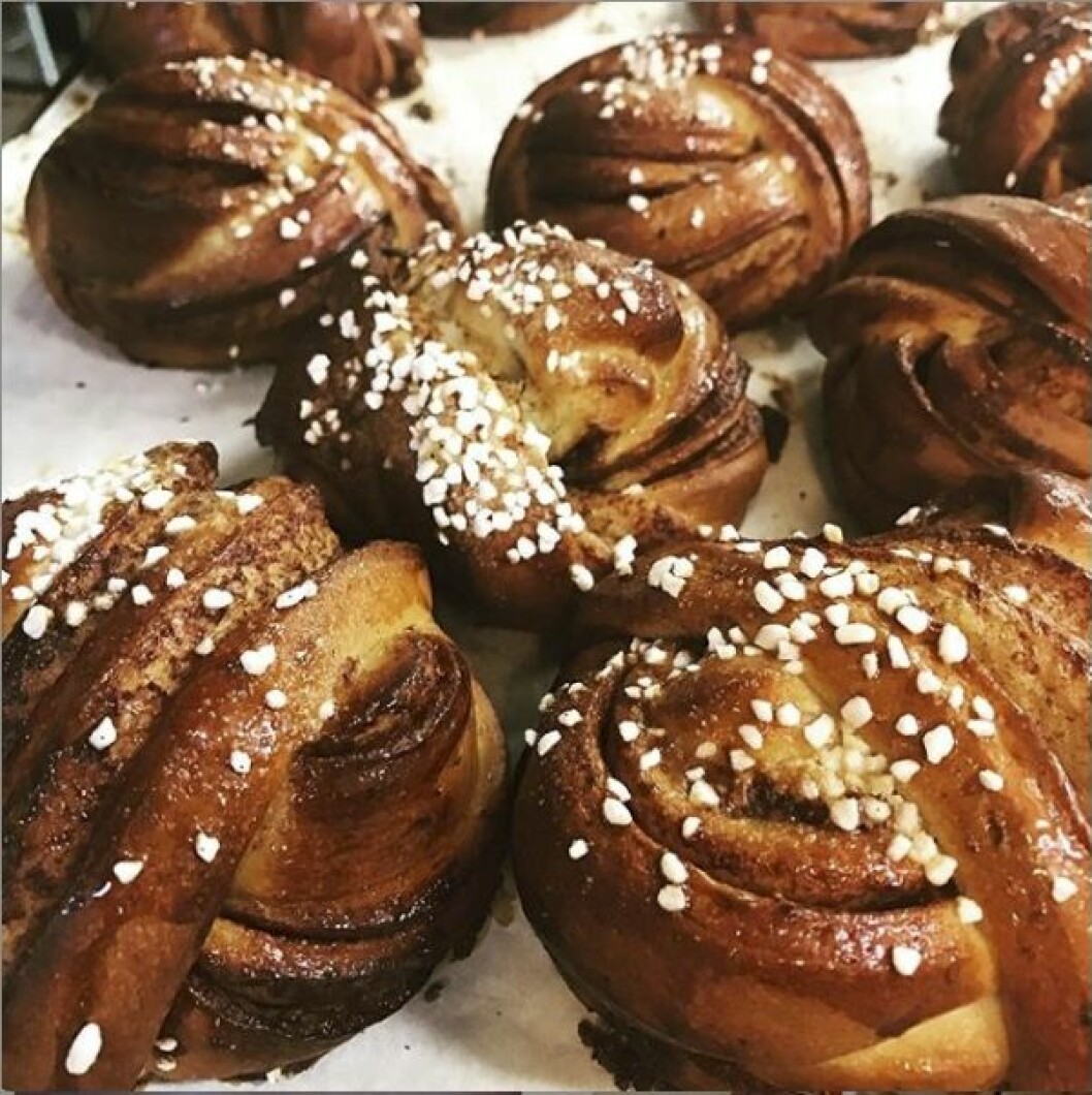 Både mat-och fikabröd köper jag från Kaffestugan i Böda. Kanelbullar från Kaffestugan i Böda på Öland