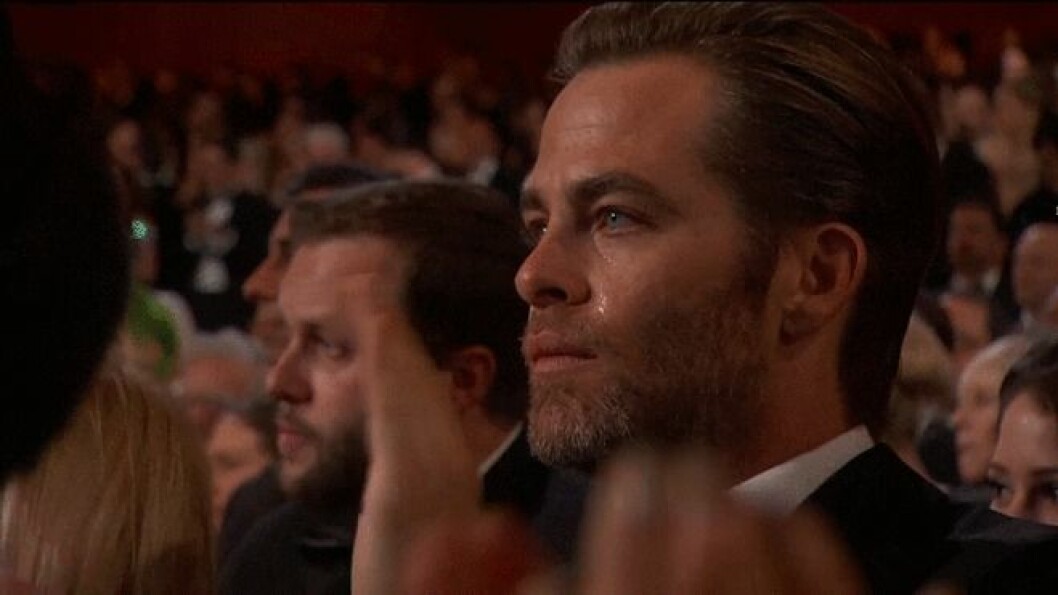 oscars-gifs-chris-pine-crying