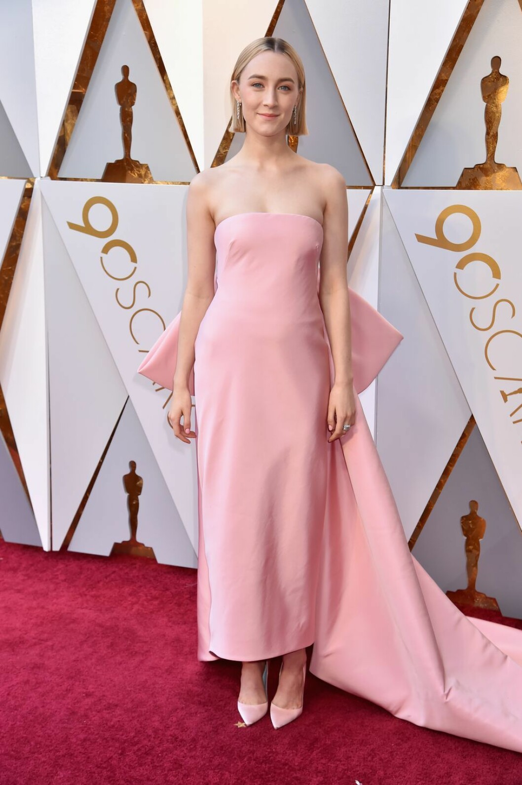 Saoirse-Ronan i Calvin-Klein by appointment