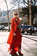 Streetstyle Paris FW, röd look från Dior.