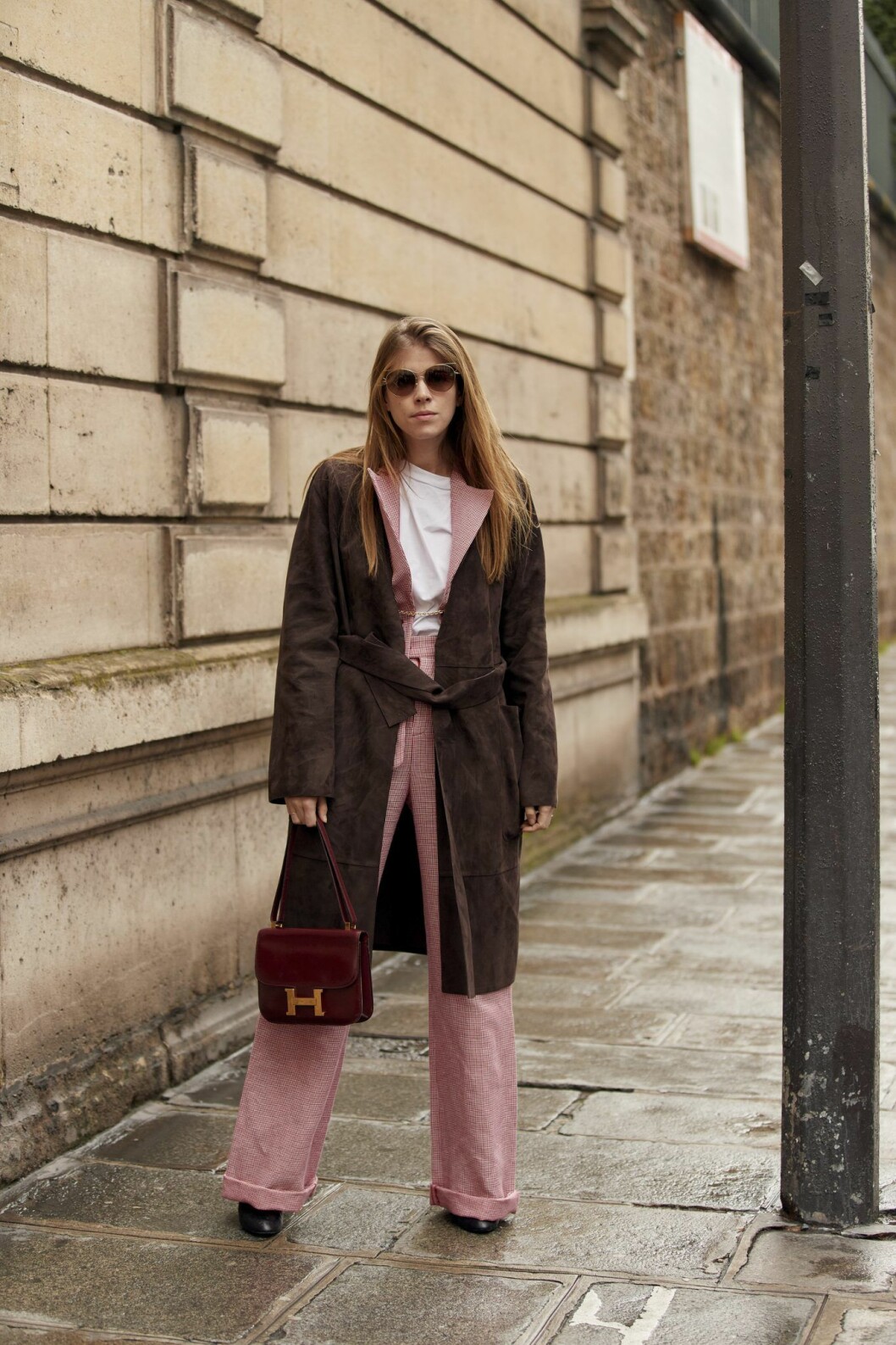 Rosa kostym Streetstyle Paris Fashion Week AW20.