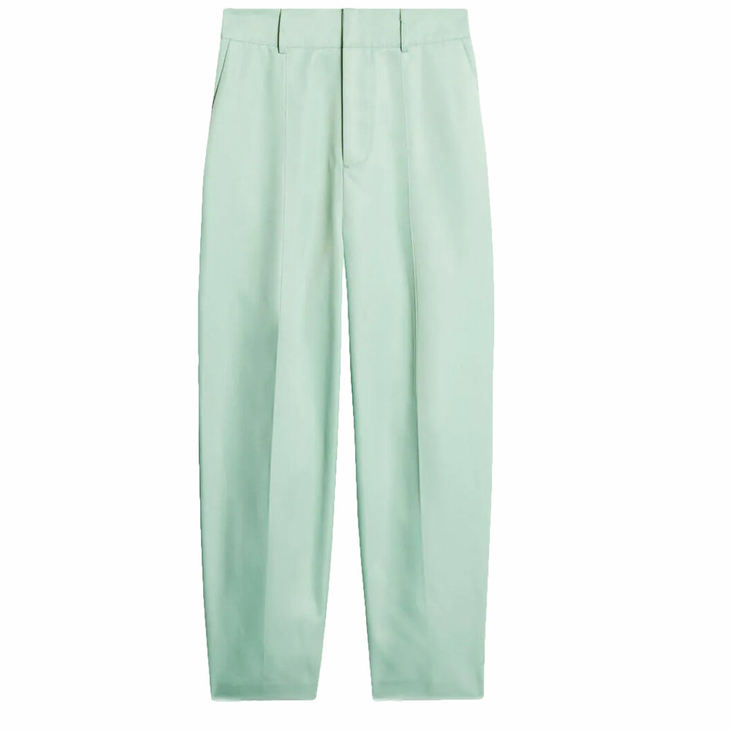 Pastellfärgade kostymbyxor. <a href="https://apprl.com/al/4ypL/" target="_blank" rel="noopener">Här kan du köpa dem</a>. Pastellfärgade kostymbyxor mintgrön