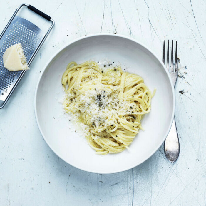 Recept på pasta cacio e pepe