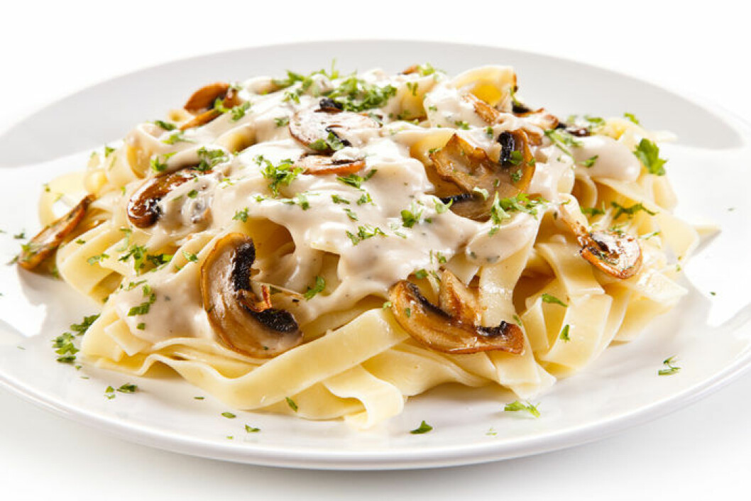 Pasta med champinjonsås. Foto: IBL Pasta med champinjonsås.