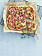 Lyxa till det med pizza Hawaii med snabbpicklad rödlök