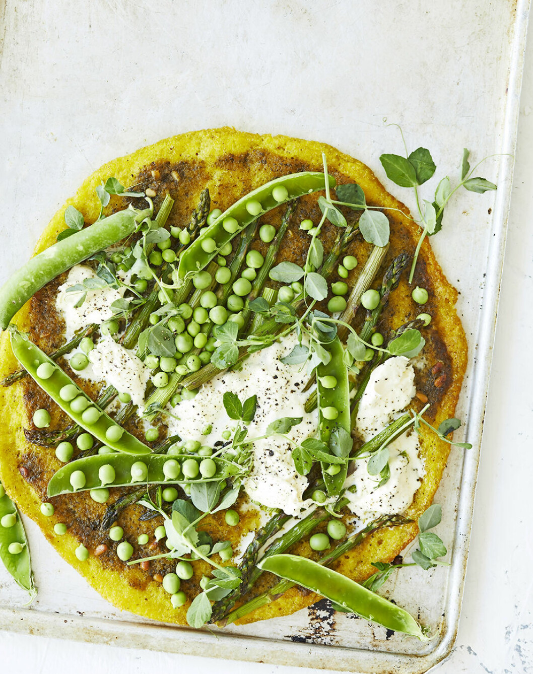 Helt vegetarisk, smakrik och frasig pizza av polenta. Recept polentapizza