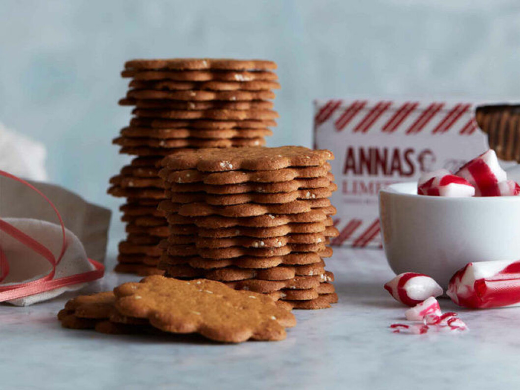 Pepparkakor med polkagris. Pepparkakor med polkagris.