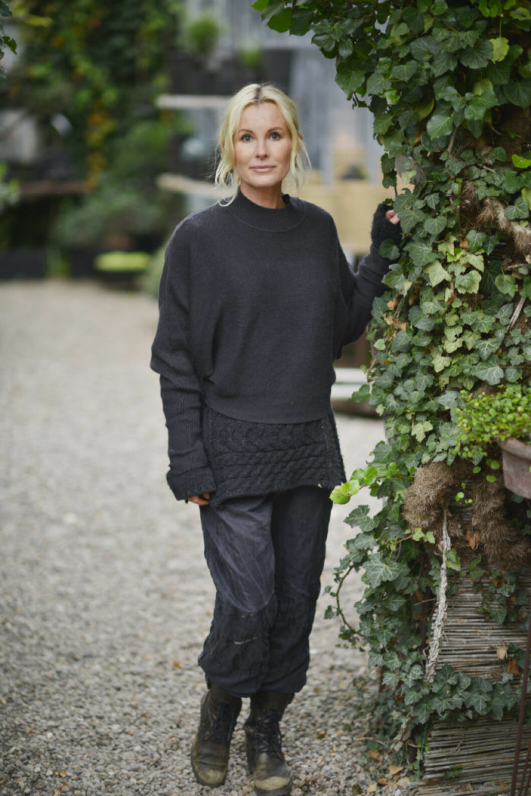 Victoria Skoglund, trädgårdsmästare, författare och Årets inspiratör på ELLE Decoration Swedish Design Awards 2018. Victoria Skoglund i trädgården