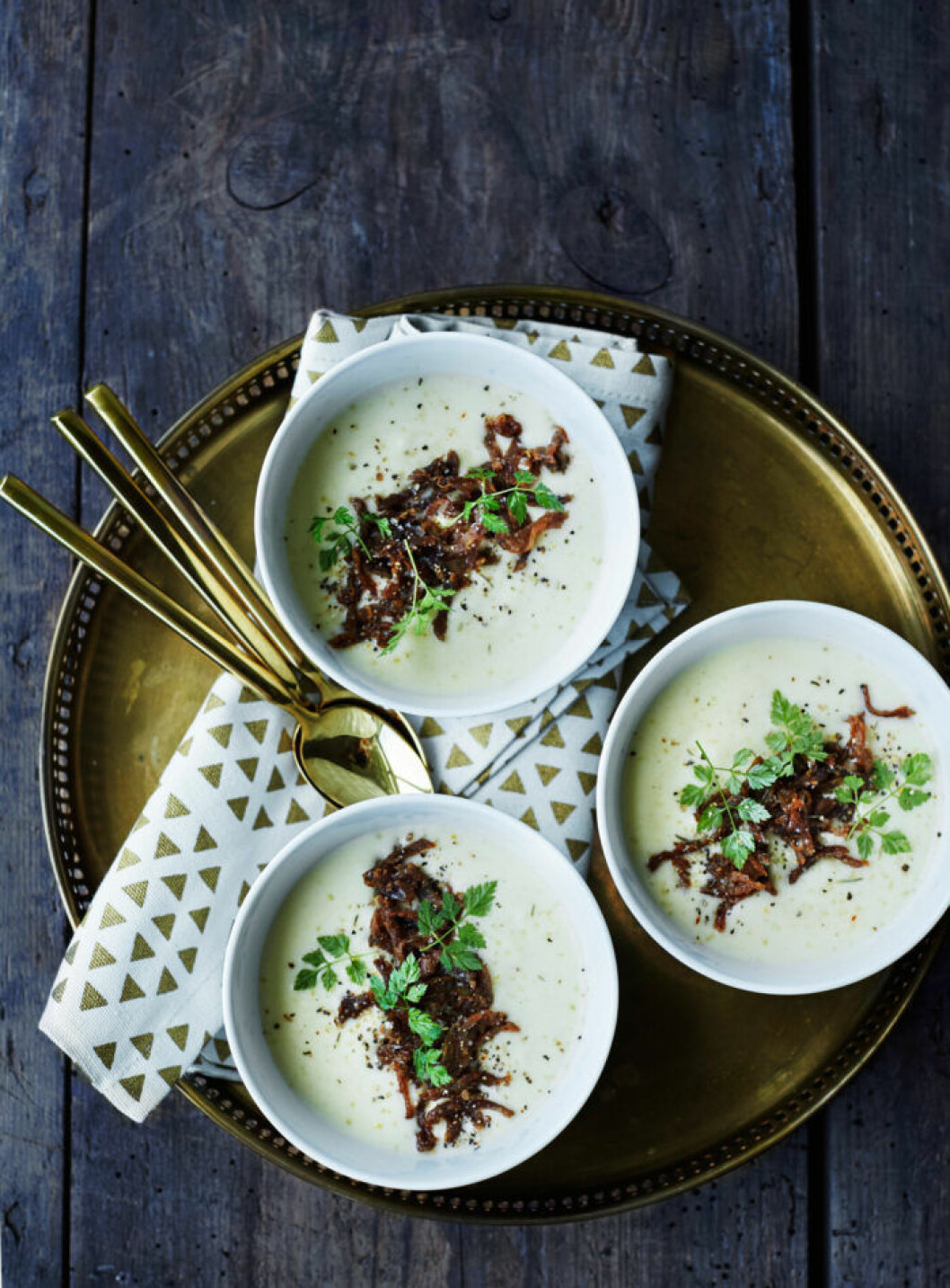 Potatis- och jordärtskockssoppa med renskav. Recept på potatis- och jordärtskockssoppa med renskav