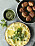 Bjud på krämig potatis- och mozzarellapaj med vegobiffar