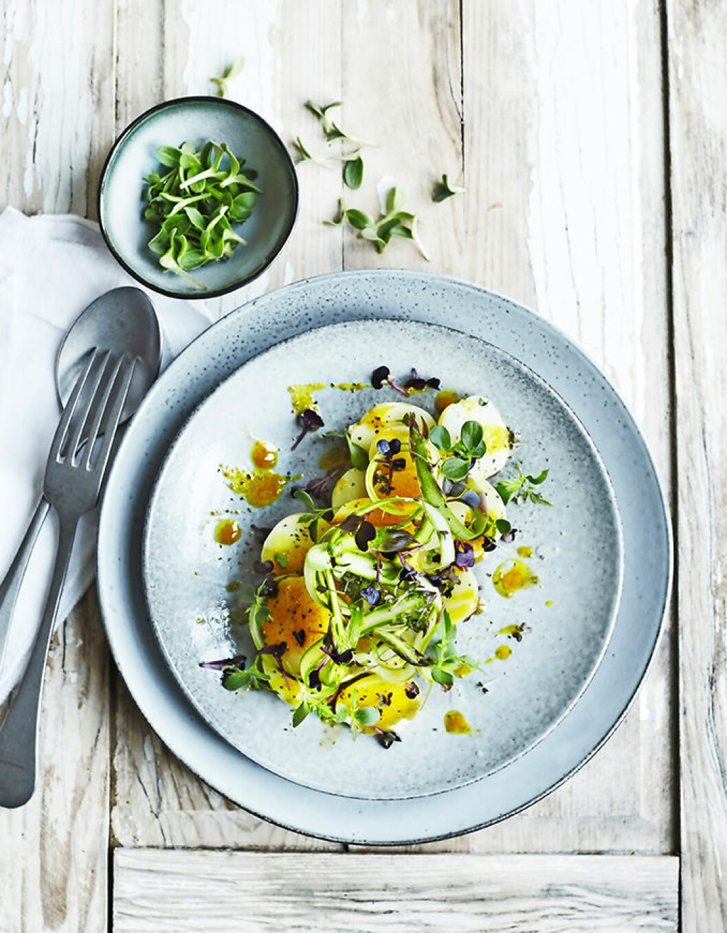 Potatissallad med sparris och ponzudressing. Recept potatissallad med ponzu.