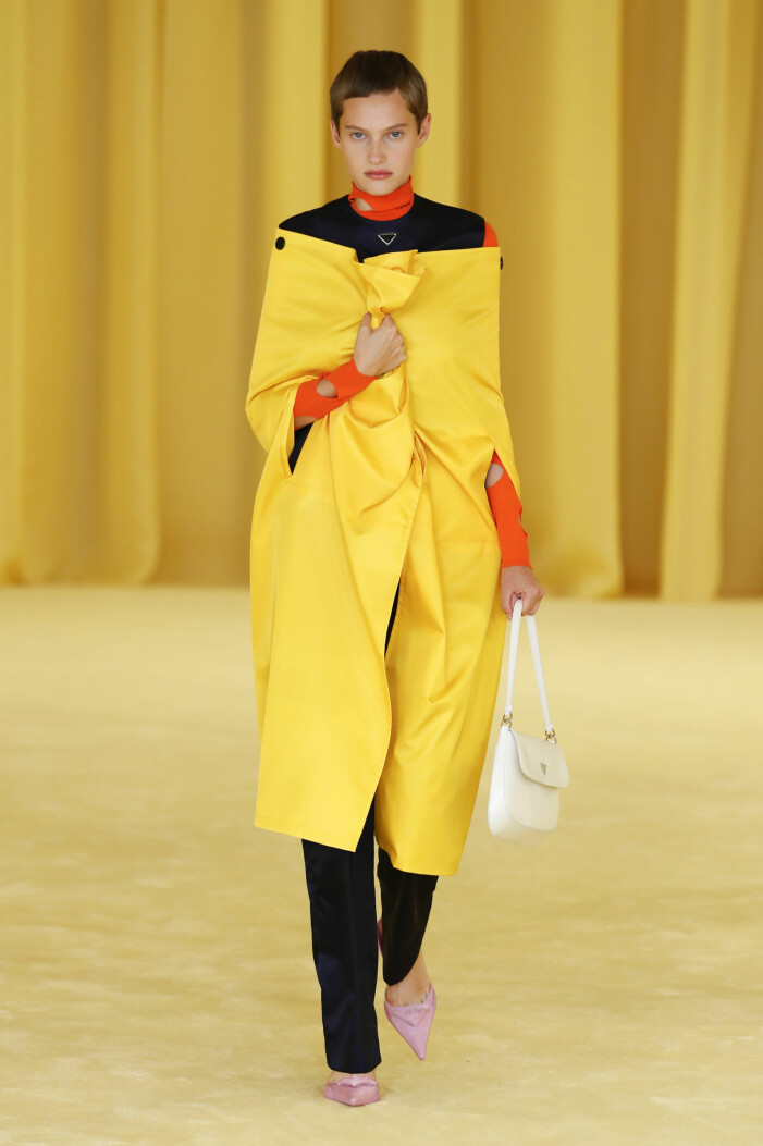 Prada SS21. Prada color blocking