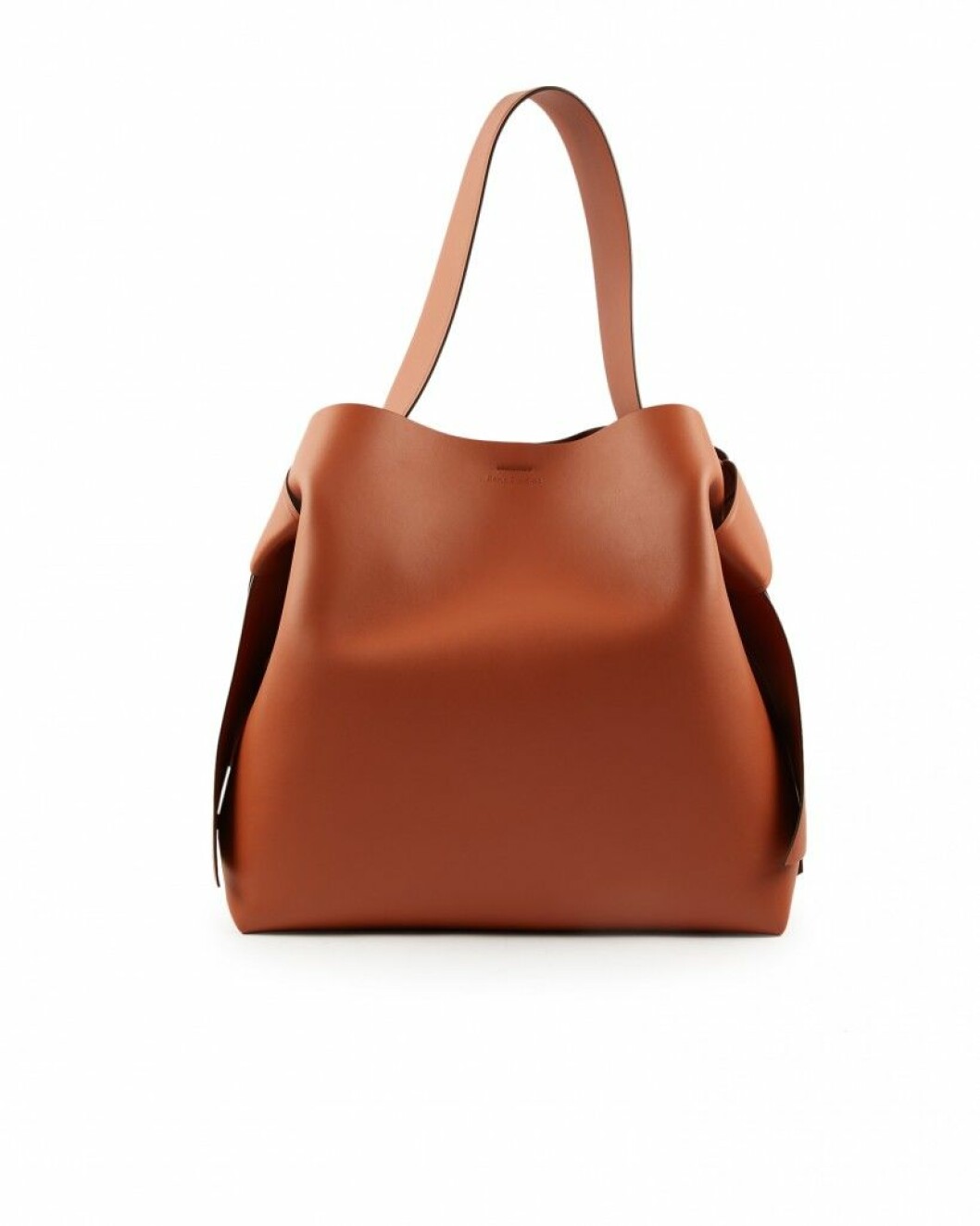 Toteväska i brunt från Acne Studios AW19-kollektion.