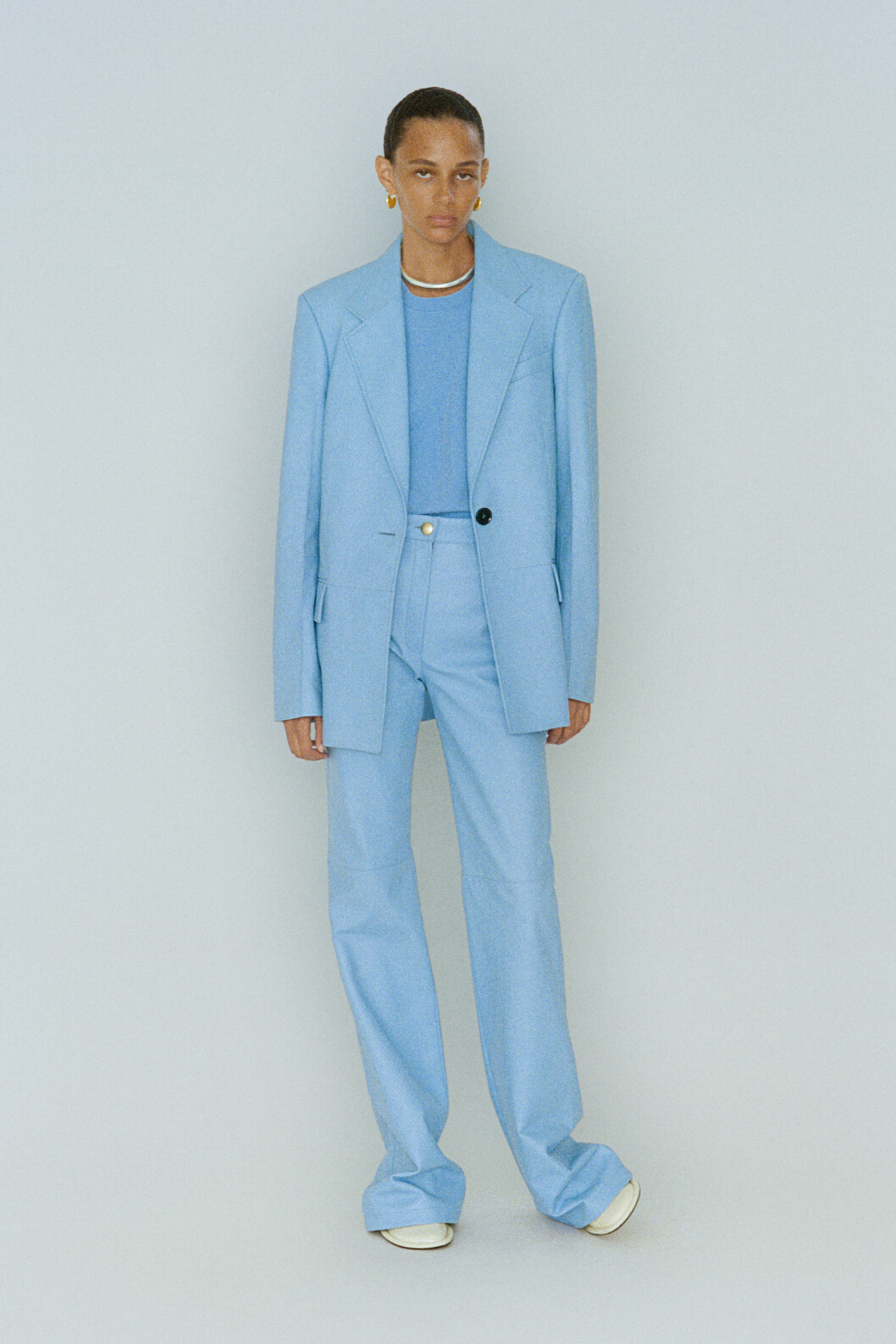 Proenza schouler blå kostym SS21.