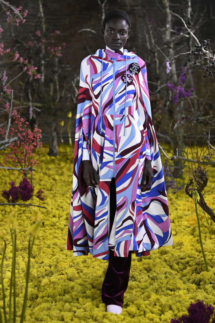 Raf Simons. Mönstermix lila, blå, rosa och vitt