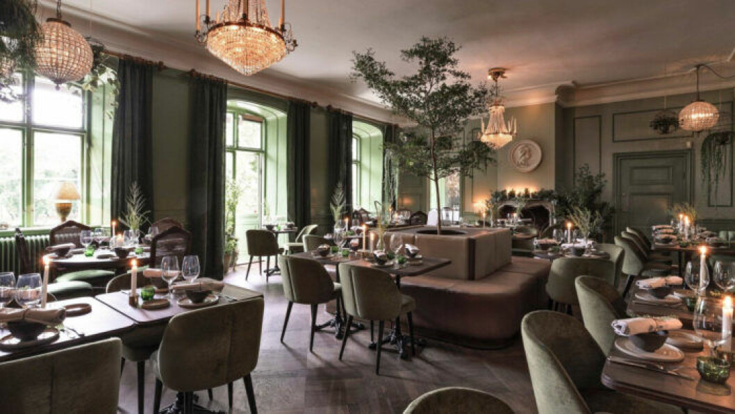… serveras på nya Råkokå, Åkeshofs slott, Stockholm. Råkokå i Stockholm