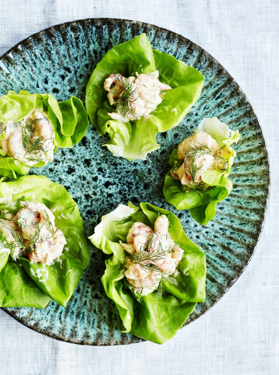 Krämig skaldjursröra i salladsblad. Recept skaldjur i salladsblad