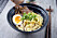 Udonnudlar med biff och ägg. Foto: Shutterstock
