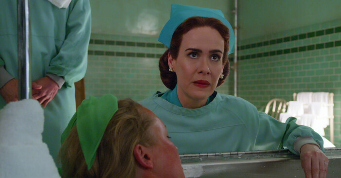 Sarah Paulson är allt annat än en snäll sjuksköterska i Ratched... Ratched Netflix