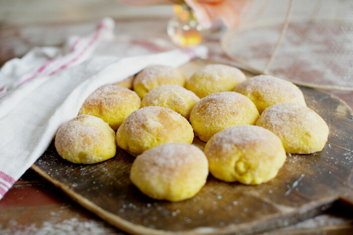 Recept på Elsa Billgrens saffranssockerbullar
