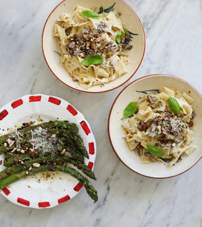 Recept på handskuren pappardelle med svamp och nudlar