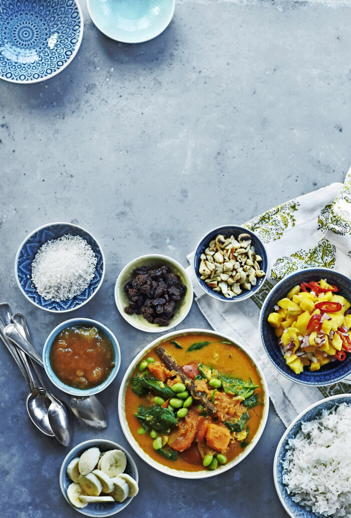 Recept på ristaffel med grönsakscurry och mangosalsa