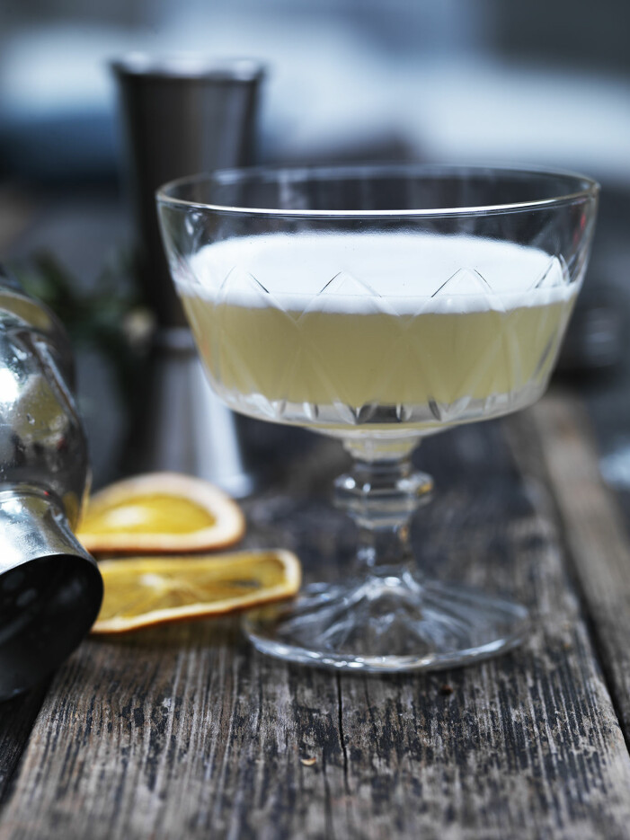 Recept på vegan white lady med aquafaba, trendig drink 2021