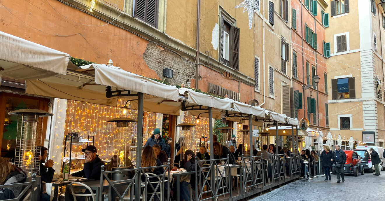 restaurangen matricianella som serverar tradtitionell romersk mat i centrala Rom
