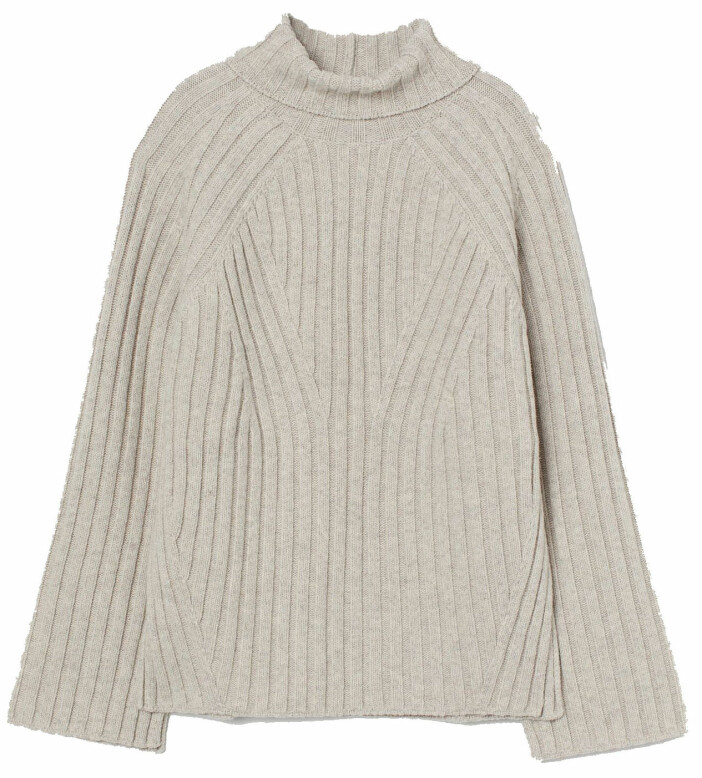 Ribbstickad tröja i ljus nyans från H&M