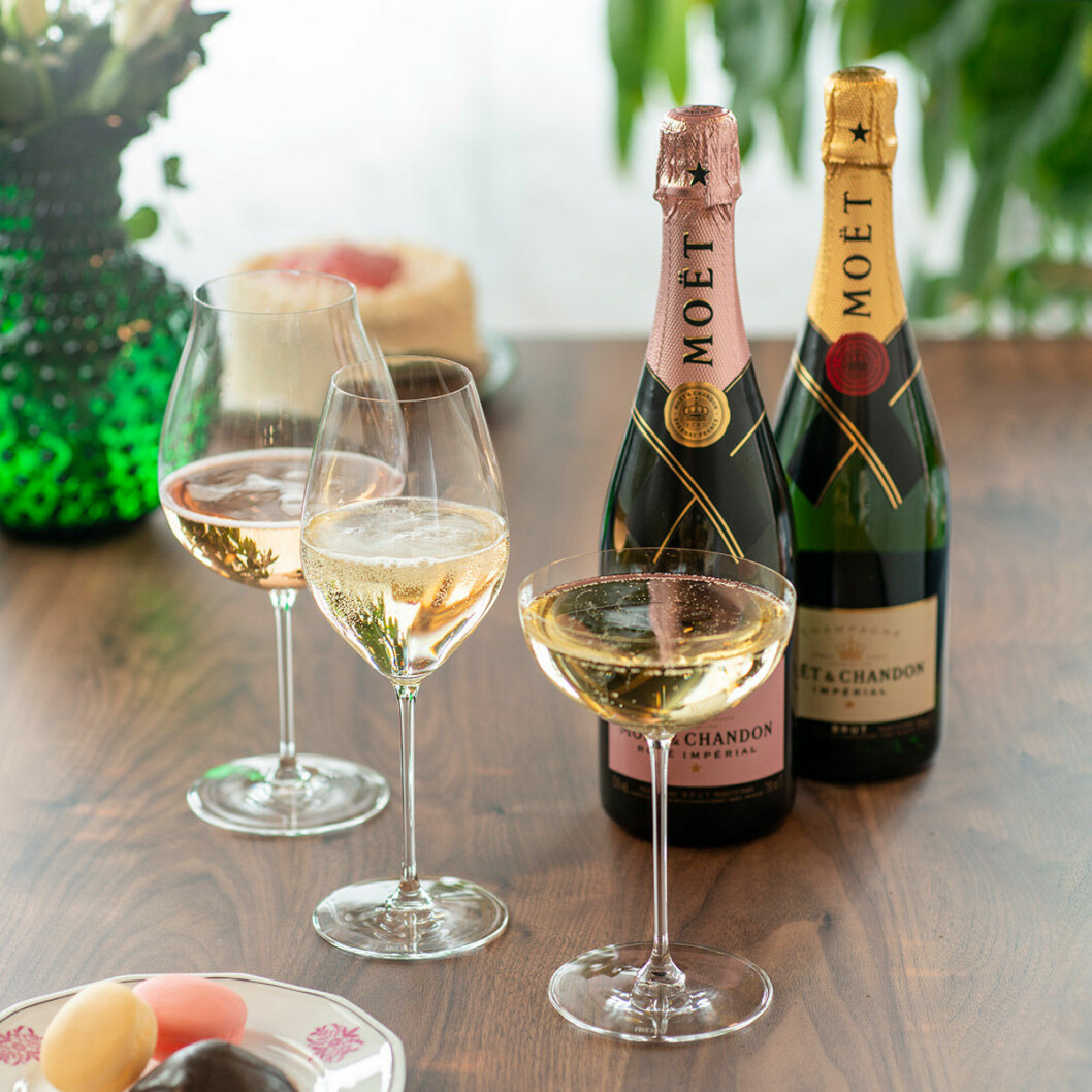 Champagne från Moët & Chandon i glas från Riedel.