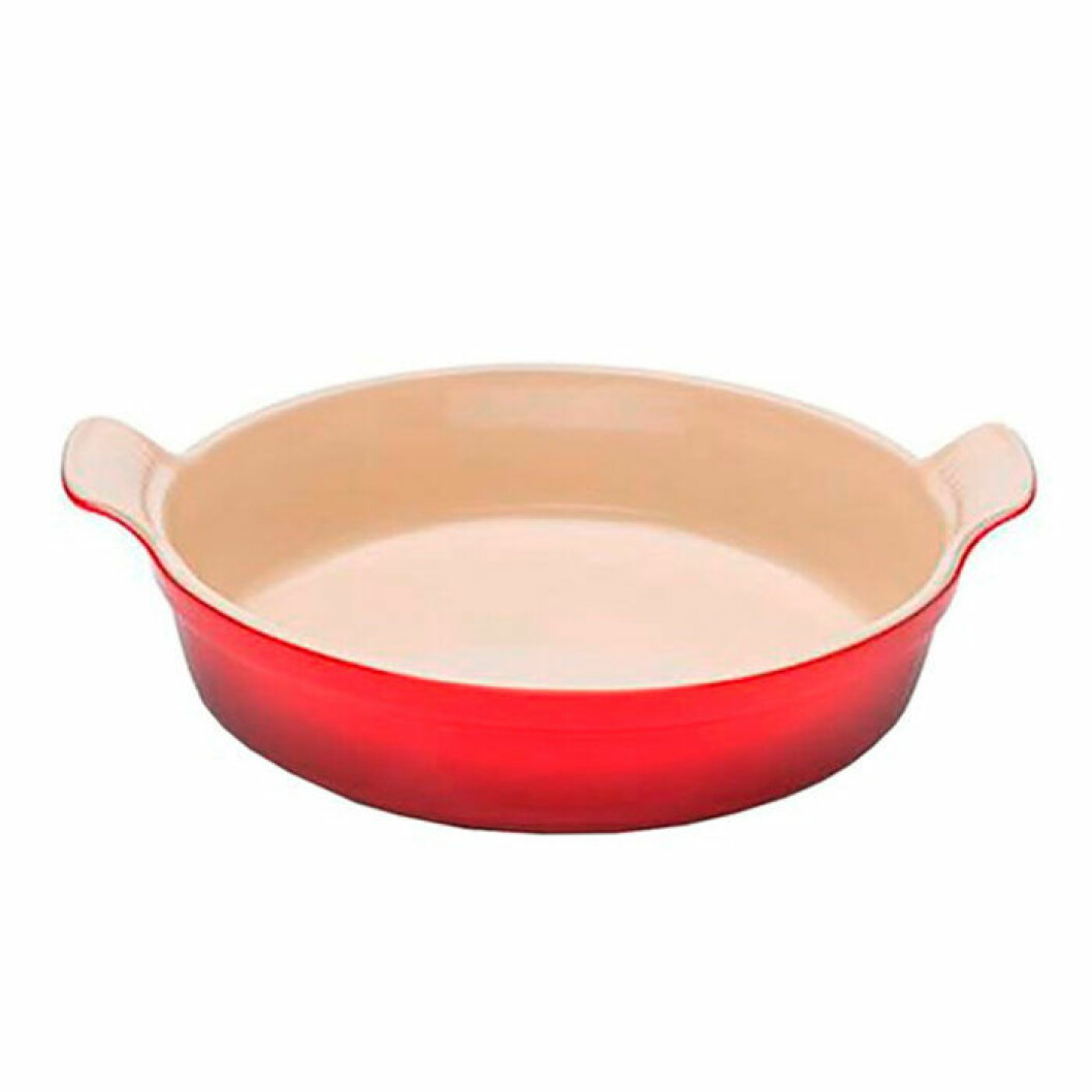 Rund, röd pajform från LeCreuset