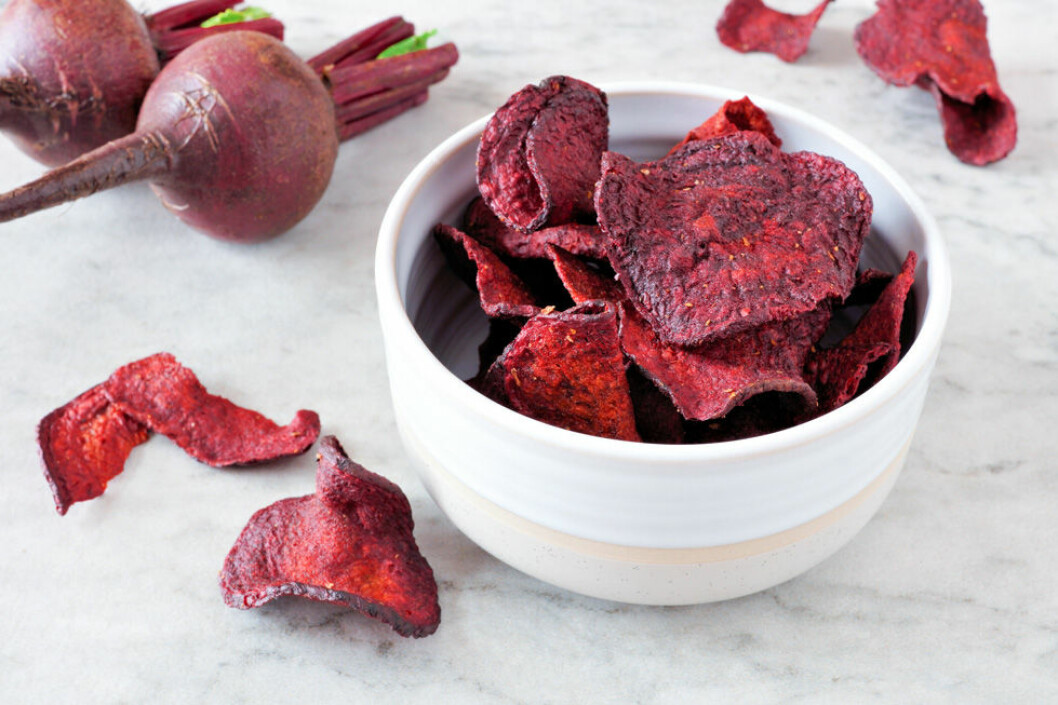 Knapriga rödbetschips. Recept på nyttiga rödbetschips