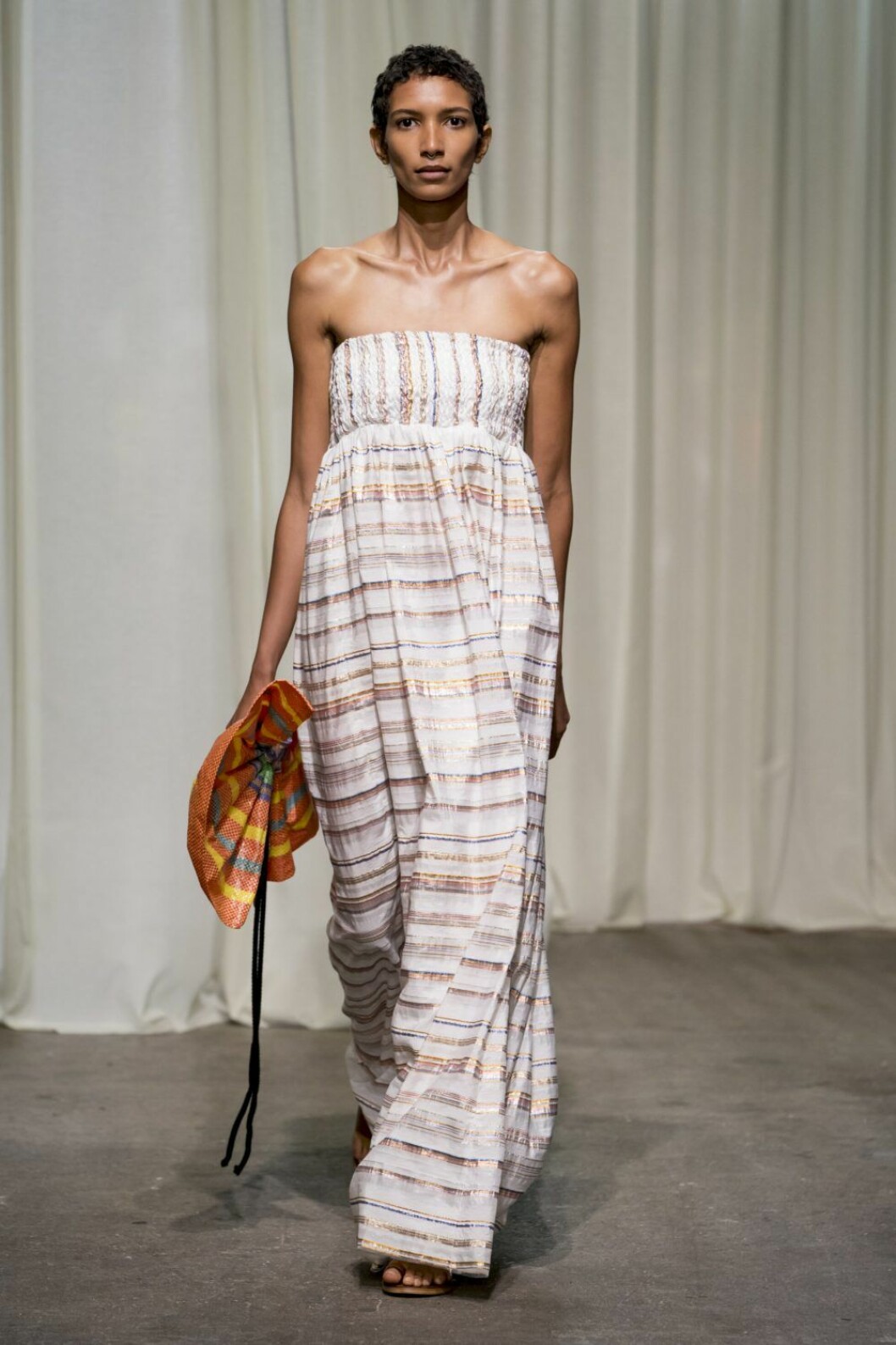 Rodebjer SS20, off-shoulder klänning.