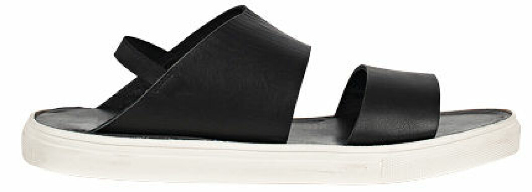 RODEBJER_SS14_CASE_BLK_SIDE