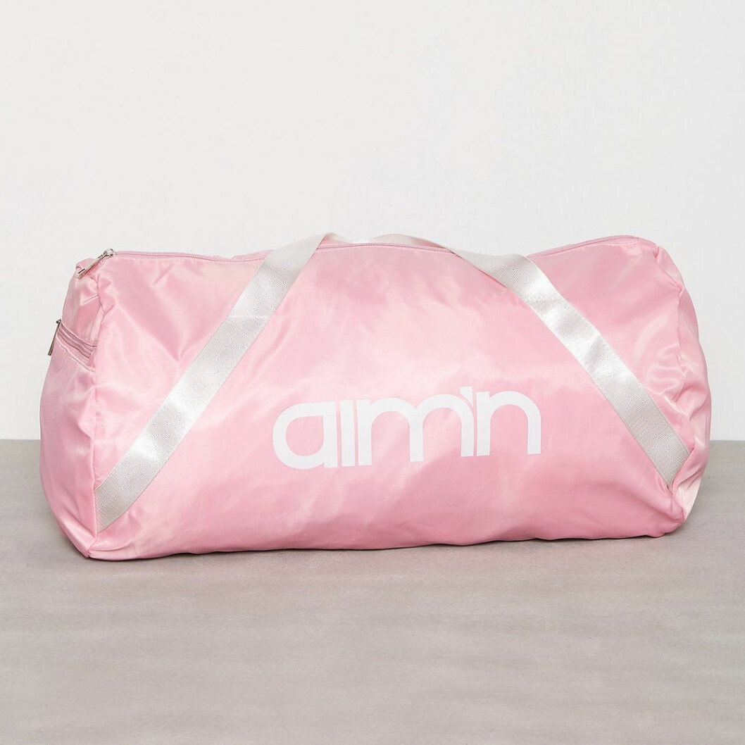 Rosa träningsväska från Amin