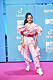 Rosalia i rosa dress på röda mattan under MTV EMA 2018.