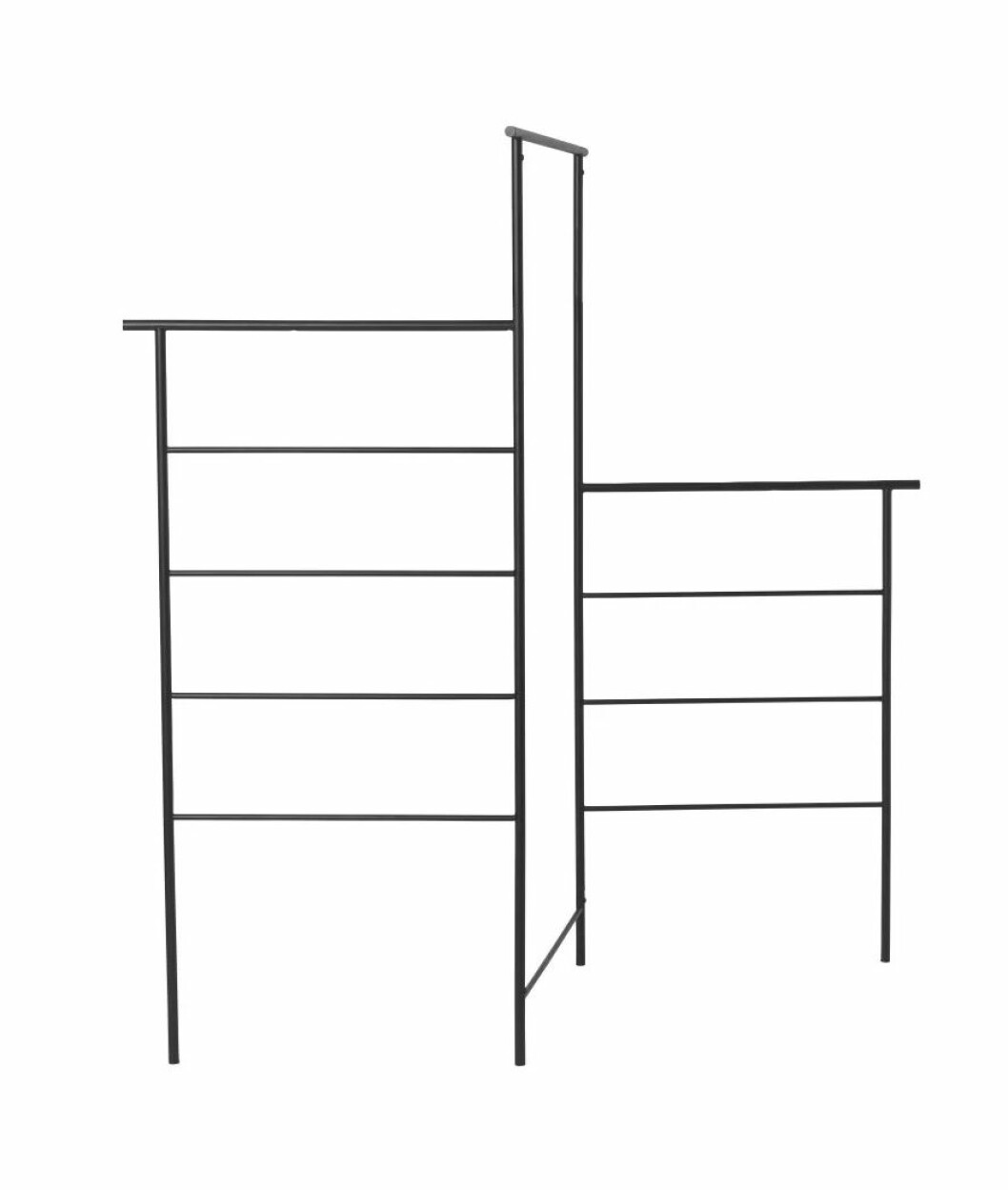 Klädhängare som rumsavdelare – Ferm living
