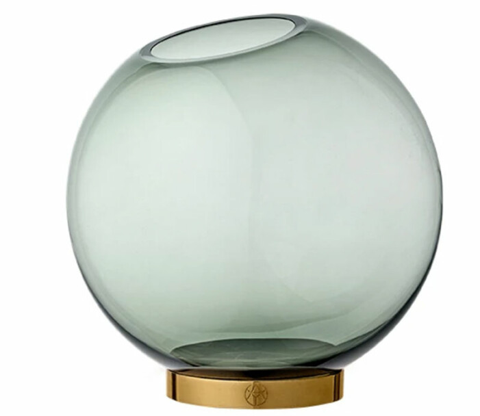 rundad vas Globe