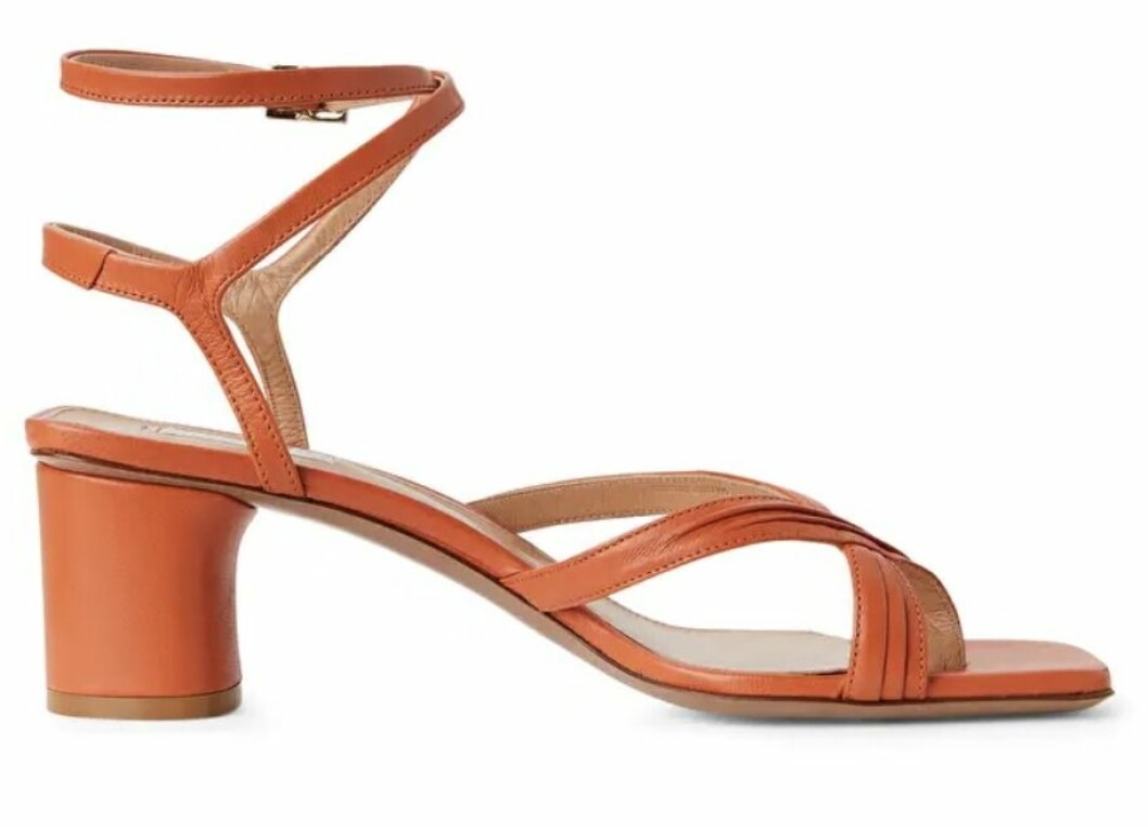 sandaletter i orange från arket