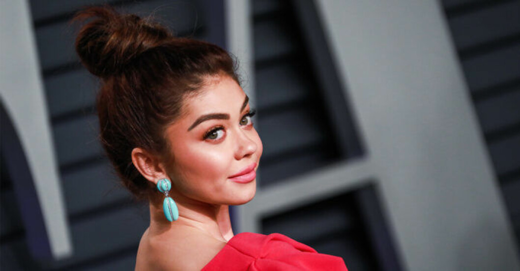 Sarah Hyland är född den 24 november 1990. Sarah Hyland på röda mattan