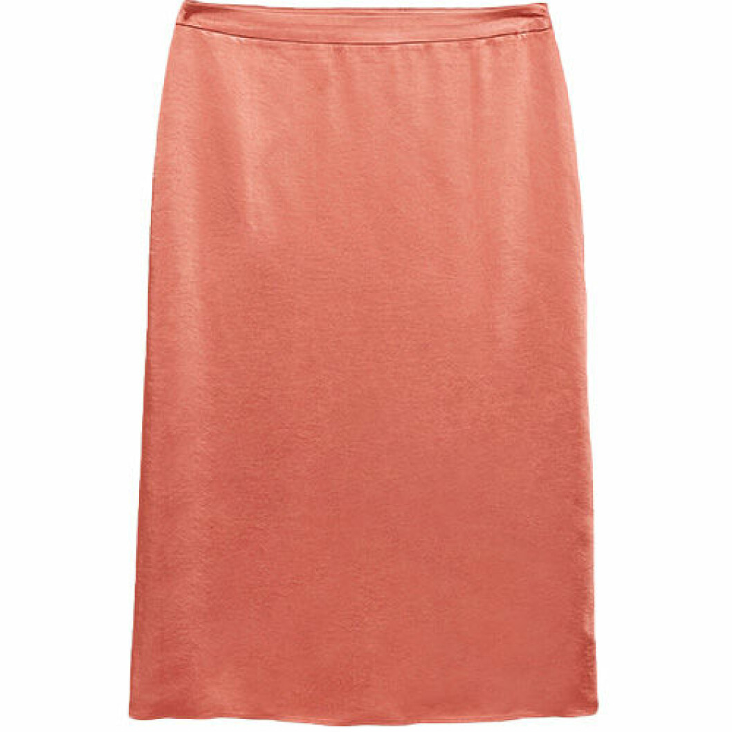 Set i satin i rosa nyans, kjol