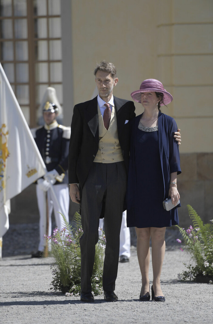 Helene Silfverschiöld och Fredrik Dieterle anländer till Drottningholms slott i samband med prinsessan Adriennes dop 2018.
