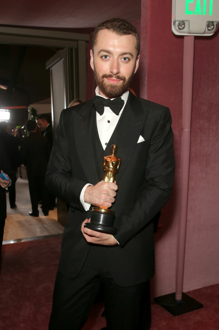 Trots tabben var det ändå fint att han i tacktalet förklarade att han delar priset med alla inom hbtqi-rörelsen. Sam Smith trodde han var den första bögen att vinna en Oscar.
