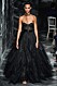 Christian Dior AW19/20, voluminös klänning i svart.