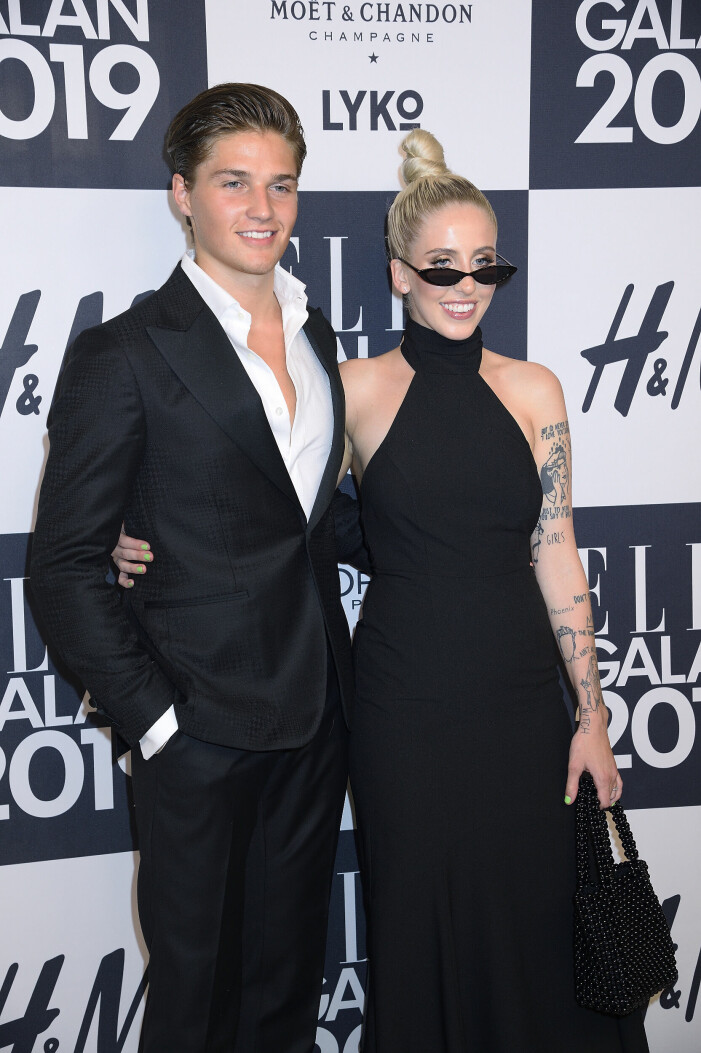 Peg Parnevik berättar att hatet från främlingar (som hon mötte under och efter sin relation med Filip Lamprecht) påverkade hennes självbild.